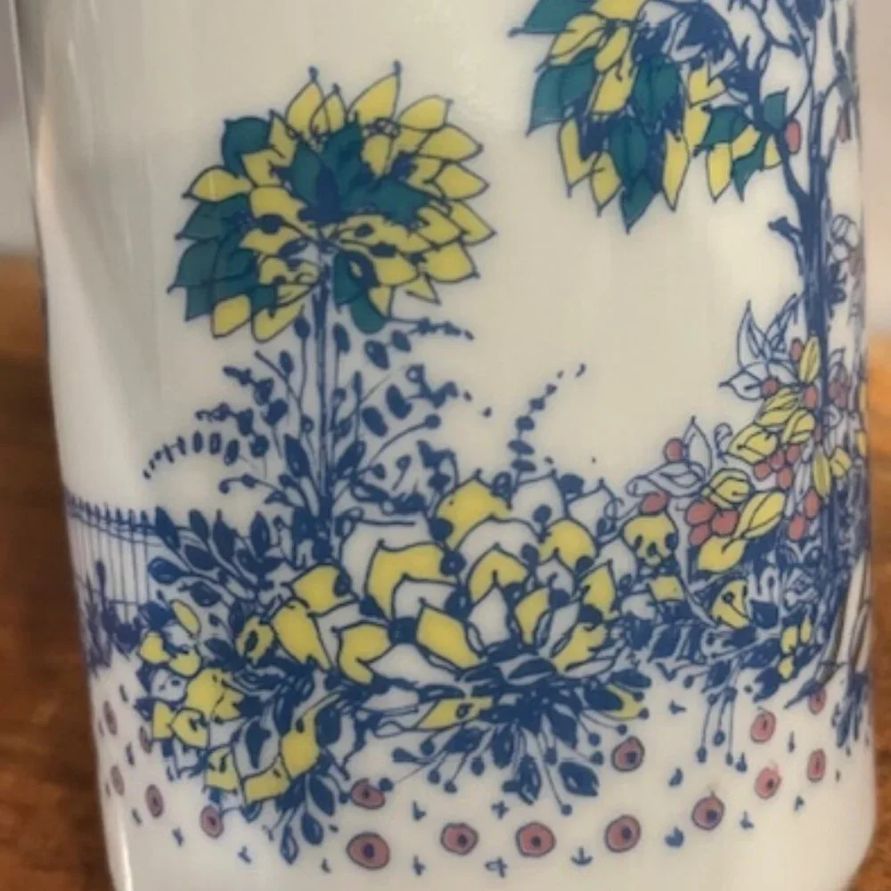 Rosenthal Studio Linie by Bjorn Wiinblad Serenade Vase Signed
